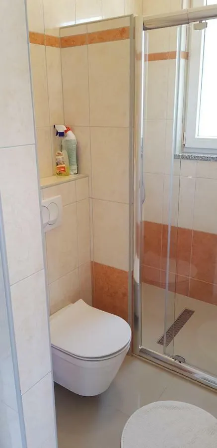 Apartment Vukadin Pula 0*,  Kroatien